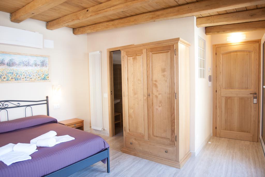 Scorci Di Mare Hotel Рио Маджоре Екстериор снимка