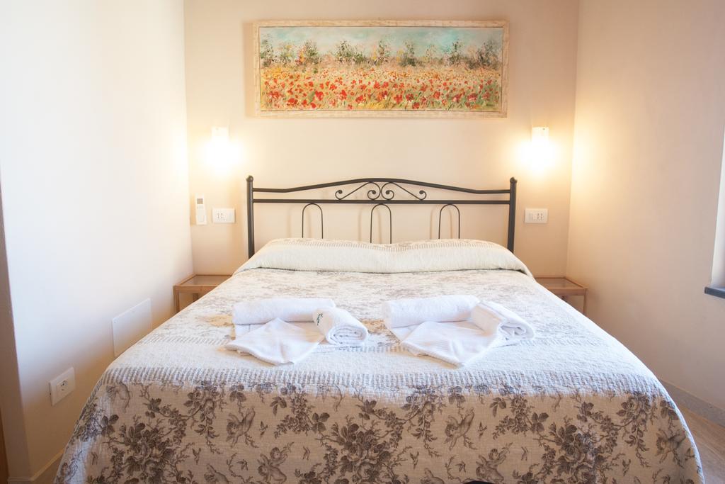 Scorci Di Mare Hotel Рио Маджоре Екстериор снимка