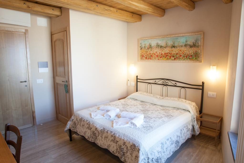 Scorci Di Mare Hotel Рио Маджоре Екстериор снимка